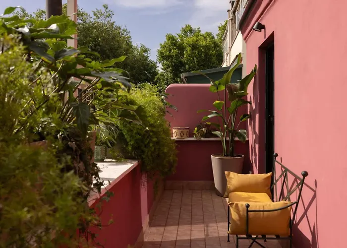Trastevere Designer Terrace By Romeloft Apartment